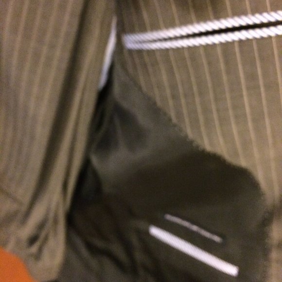 Tommy Hilfiger 40R 2-Button Single Breasted 2-Piece Gray Pinstripe Suit--Pants 3 - Picture 3 of 8